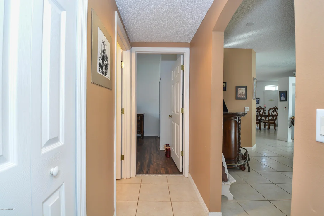Photo of 725 Falls Creek Drive