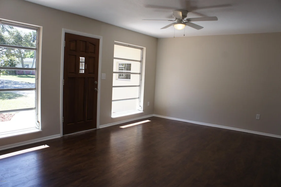Photo of 2776 Algonquin Drive