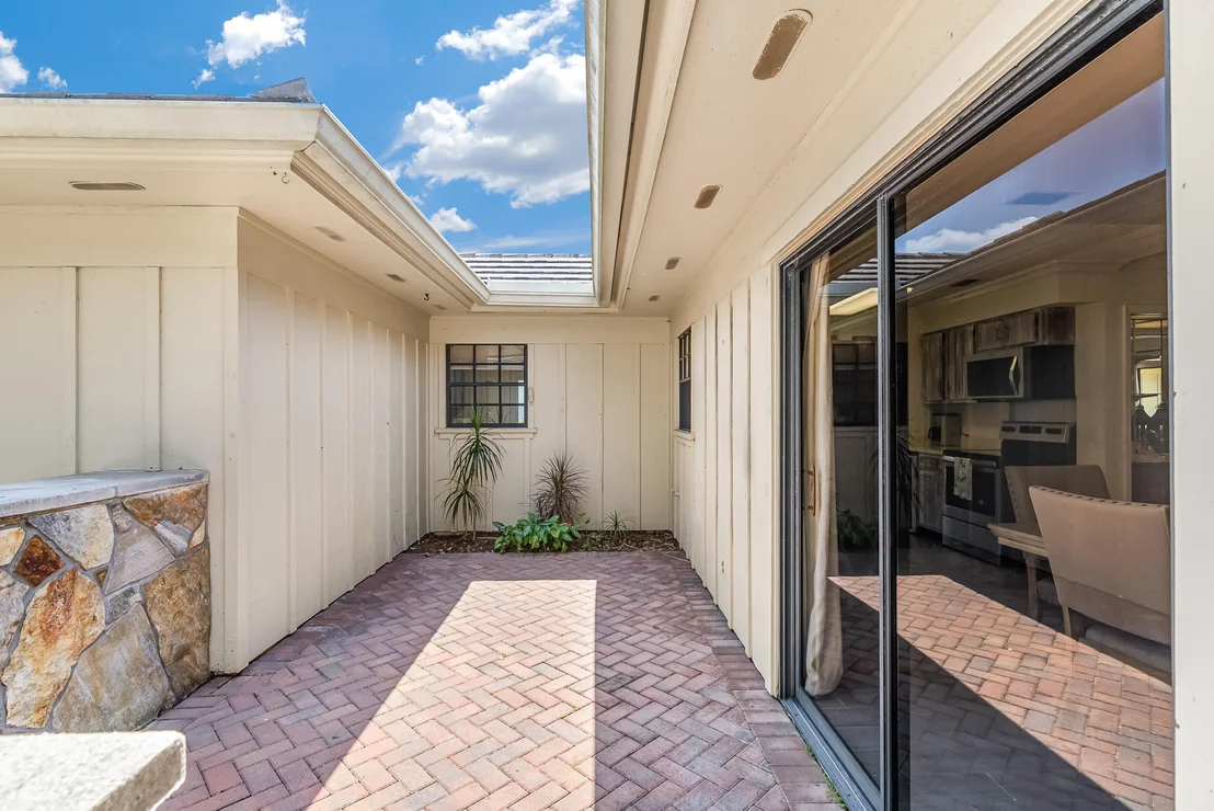 Photo of 128 Prestwick Circle