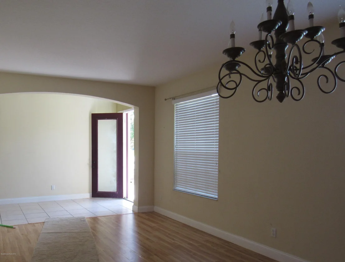 Photo of 4175 Ventana Boulevard