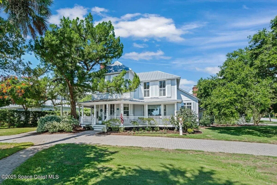 Photo of 607 Rockledge Drive
