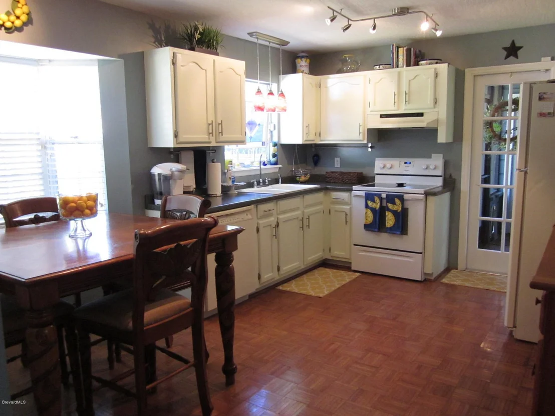 Photo of 1361 Marie Street