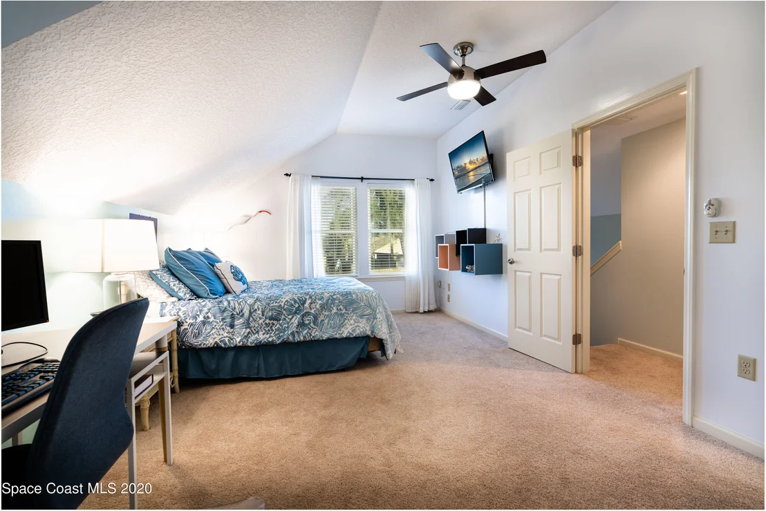 Photo of 1732 Hammock Circle W