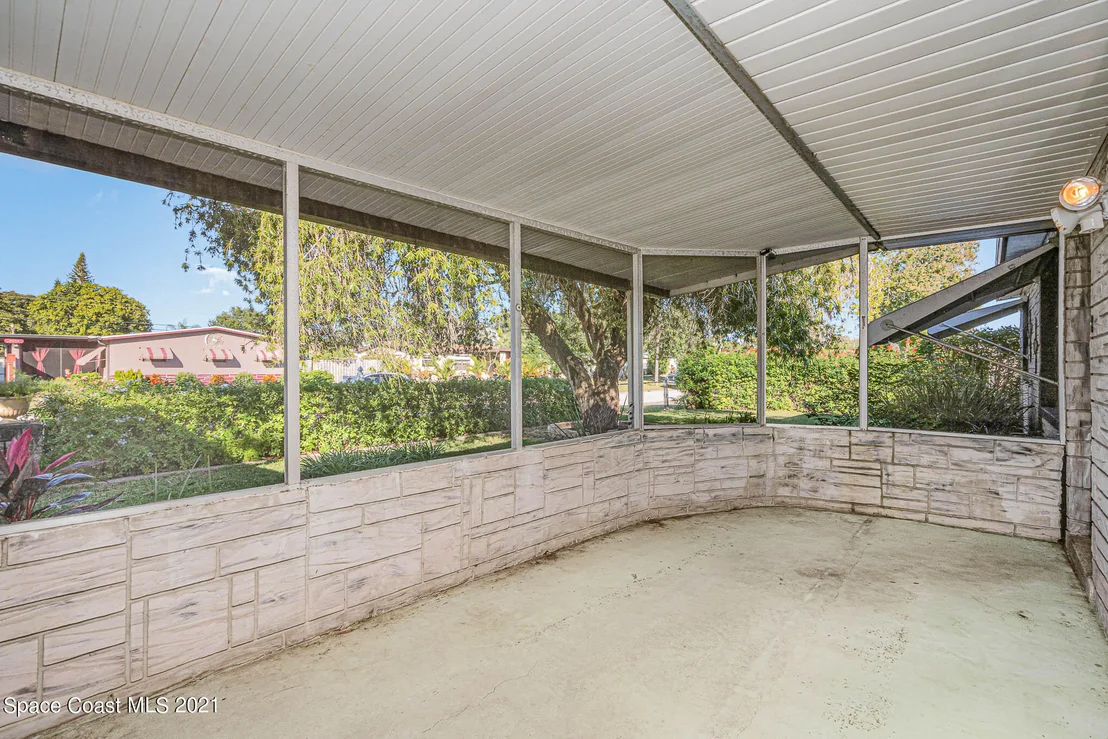 Photo of 2655 Boyd Avenue