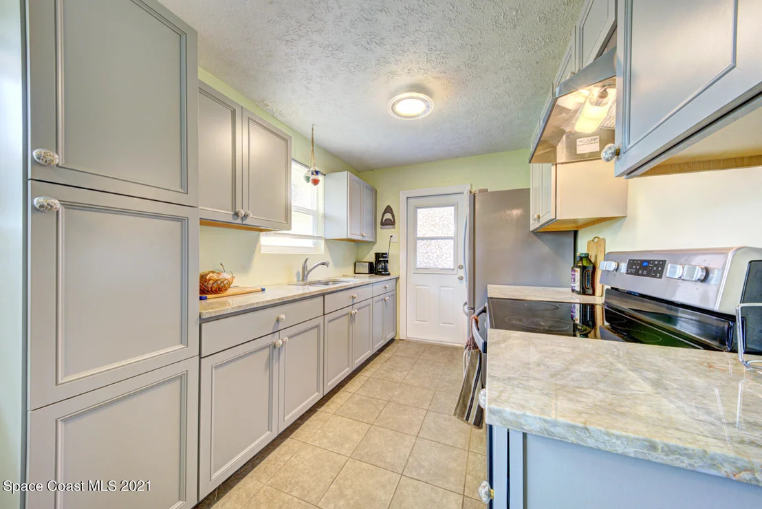 Photo of 1611 Cambridge Drive