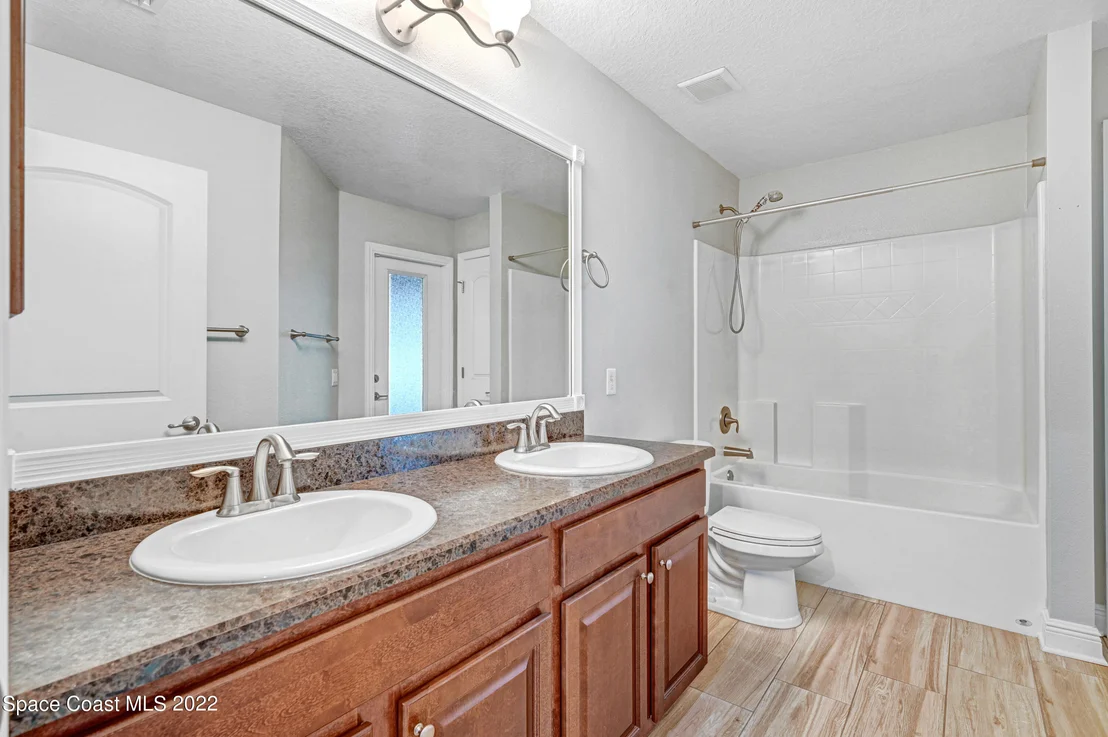 Photo of 2324 Merlin Drive