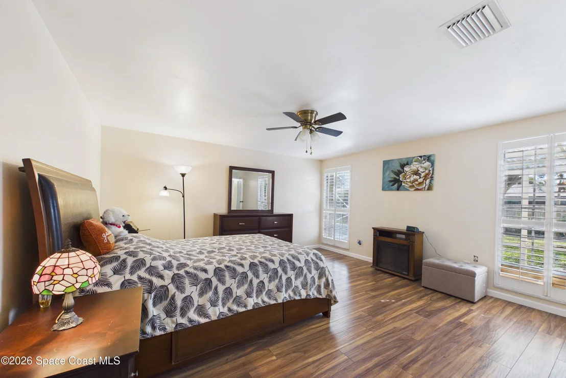 Photo of 215 Sand Pine Road