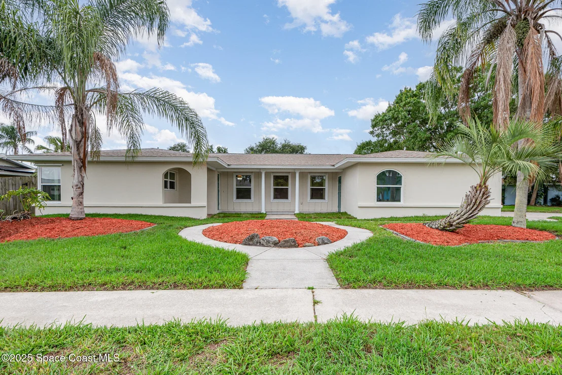 Photo of 957 Waialae Circle NE