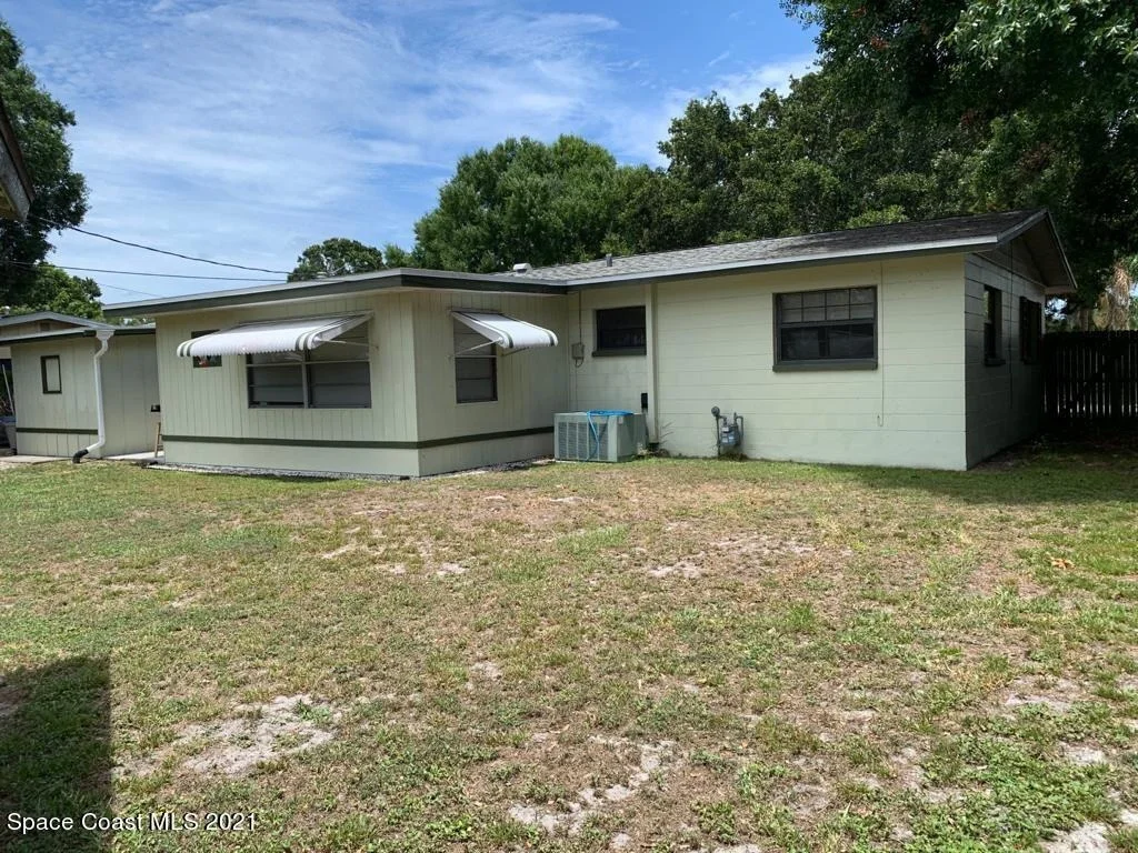 Photo of 2462 Floridiane Drive
