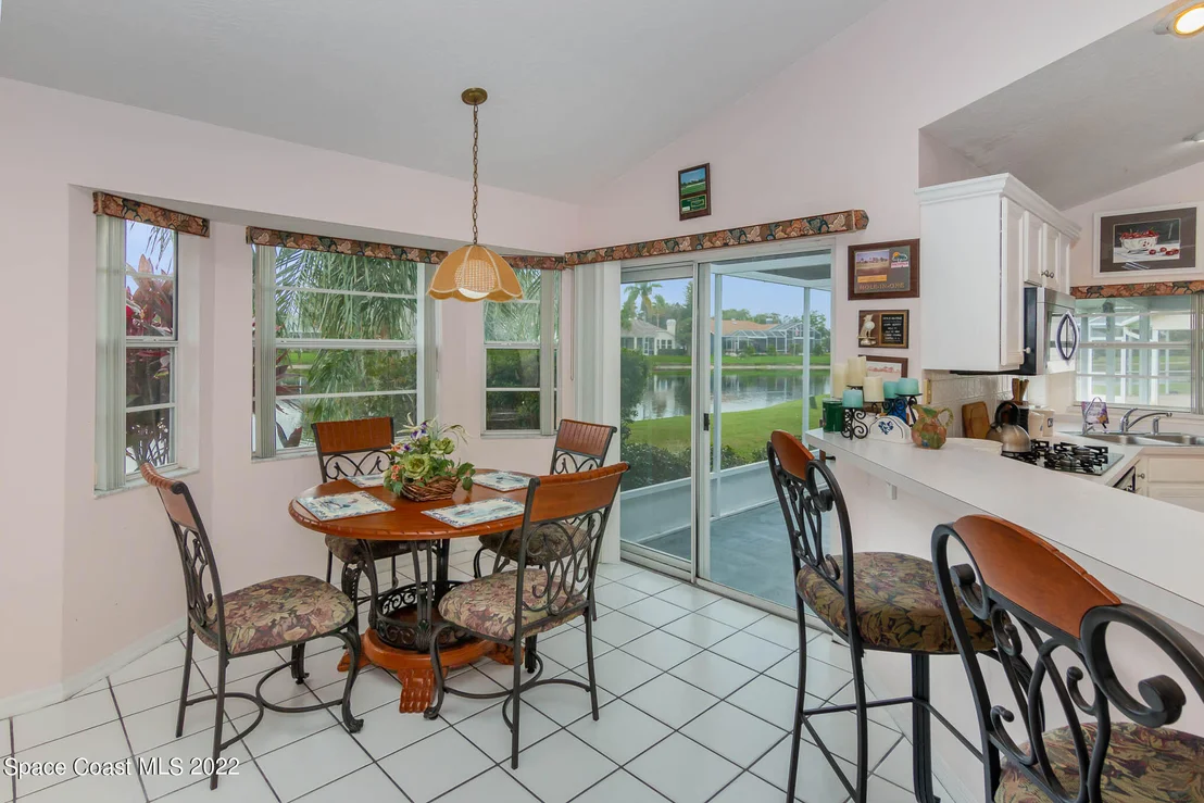 Photo of 1050 Fieldstone Drive