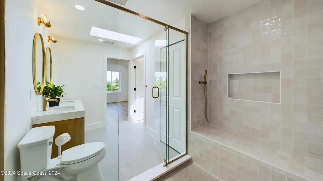 Photo of 396 Riverview Lane