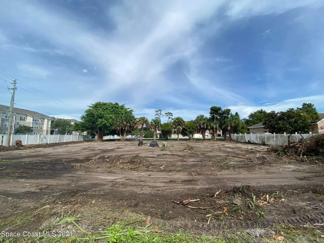 Photo of 2745 N Wickham Road