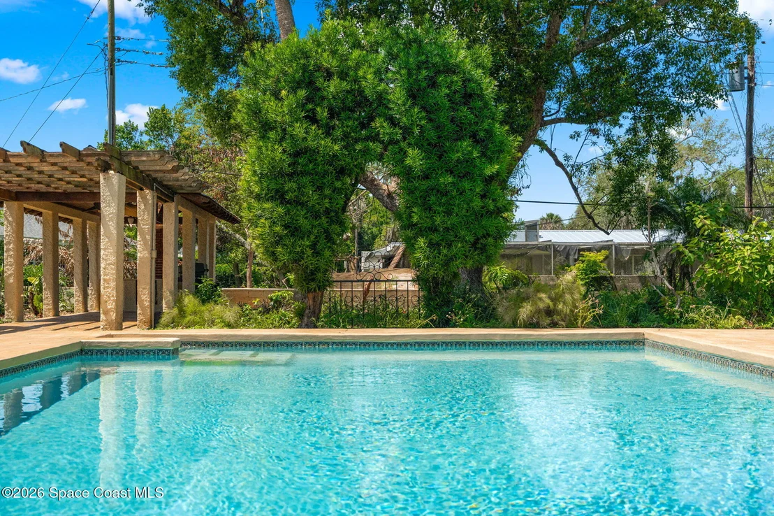 Photo of 2105 Mac Farland Drive
