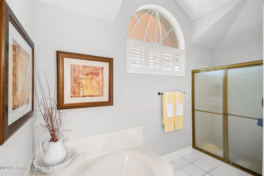 Photo of 952 Wildwood Drive