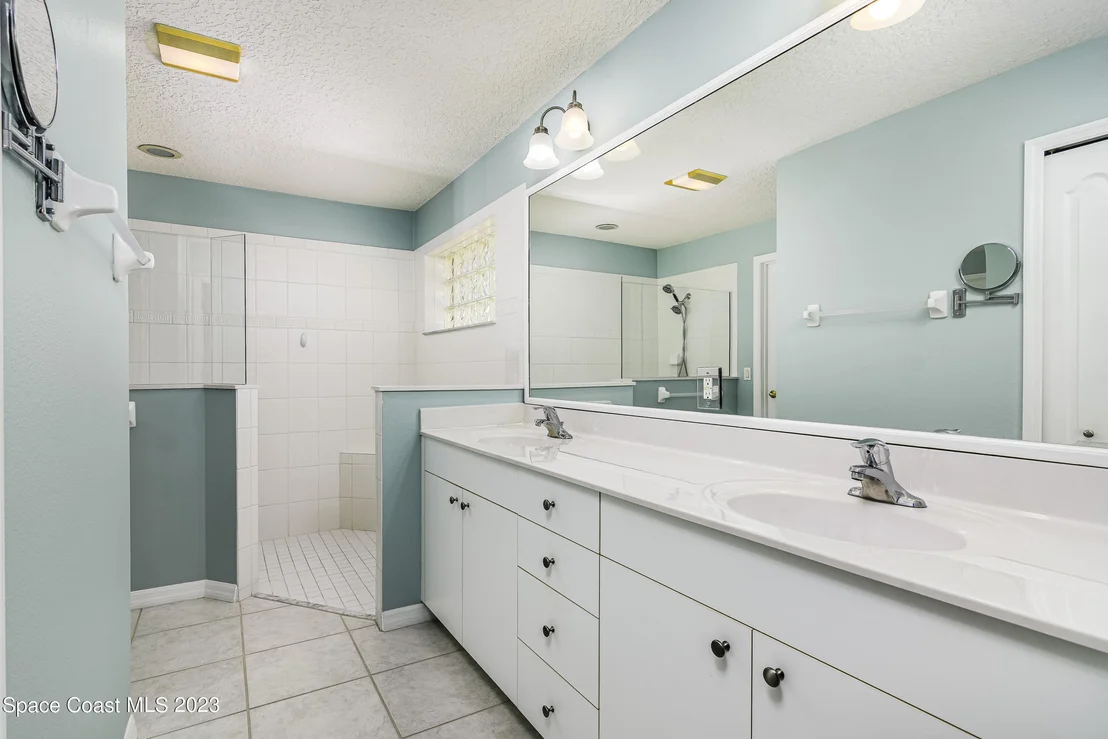 Photo of 3543 Osceola Drive