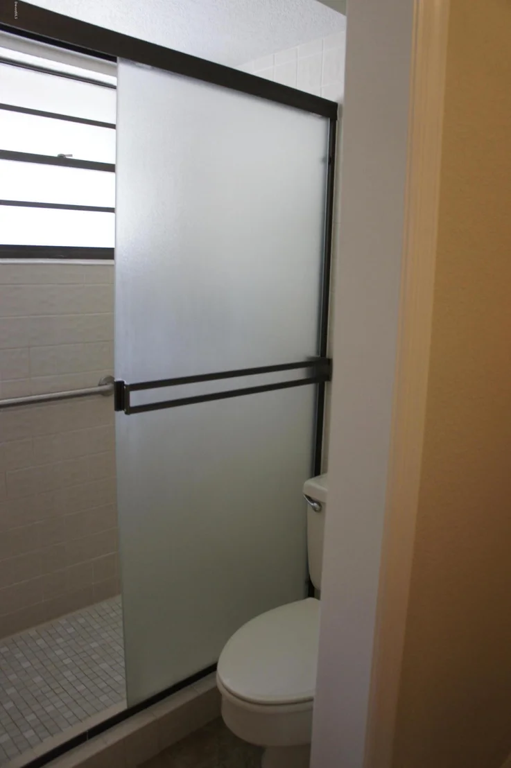 Photo of 1833 Oakwood