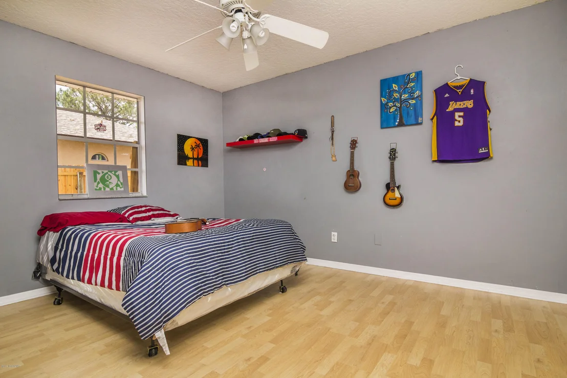 Photo of 6855 Cedar Avenue