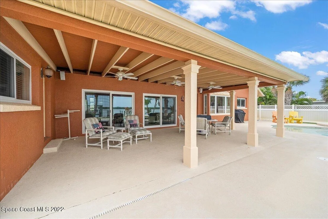 Photo of 83 W Bay Drive
