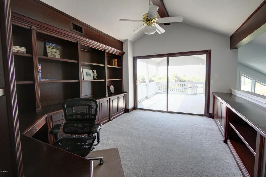 Photo of 738 Malibu Lane