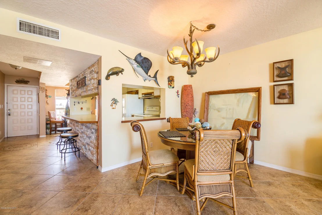 Photo of Unit 310 at 2225 Highway A1a