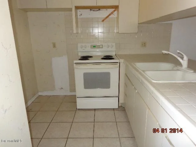 Photo of Unit 103 at 1720 Murrell Road