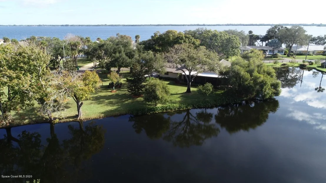 Photo of 3605 Indian River Drive N