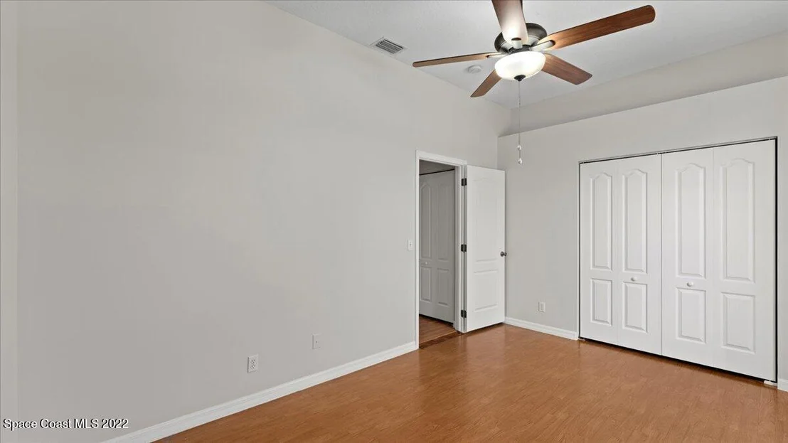 Photo of 5947 Newbury Circle