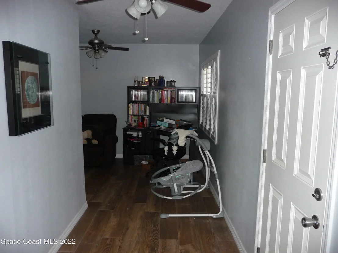 Photo of 1061 Fairlawn Drive