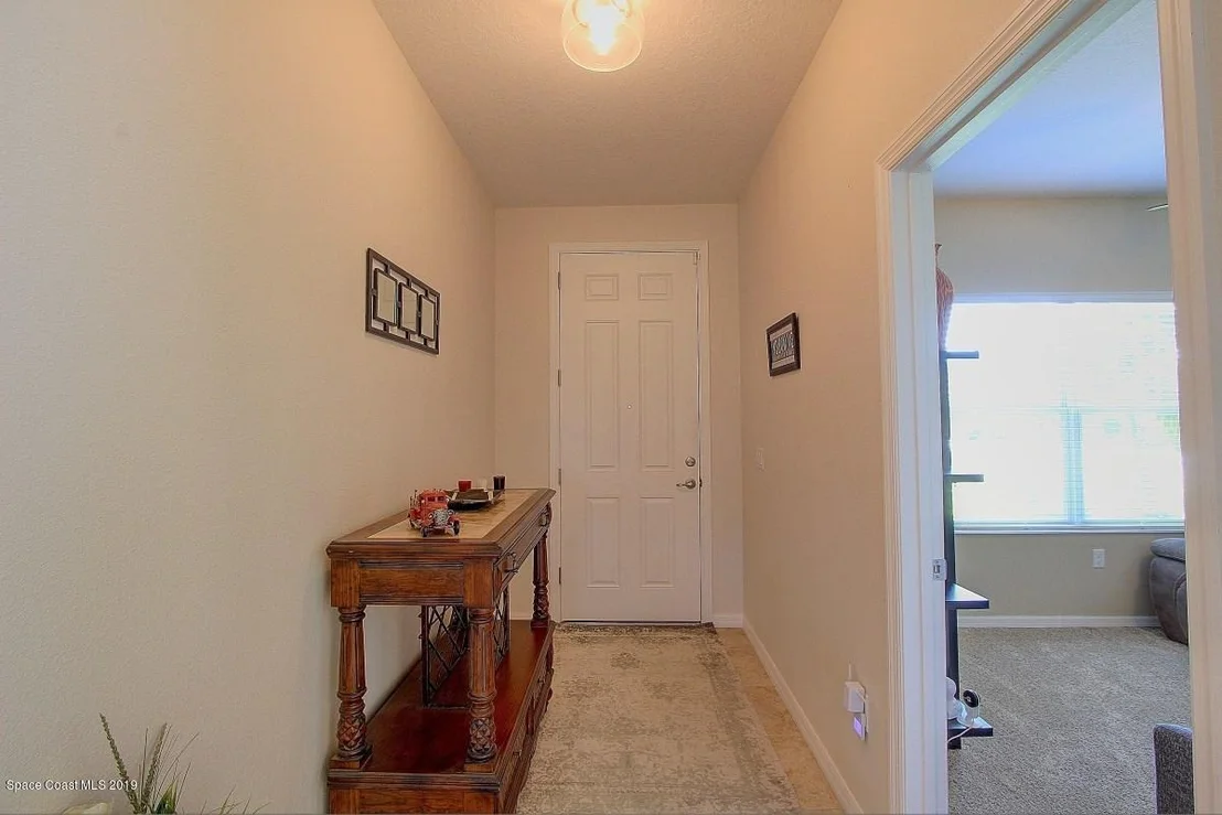 Photo of 1781 Bridgeport Circle