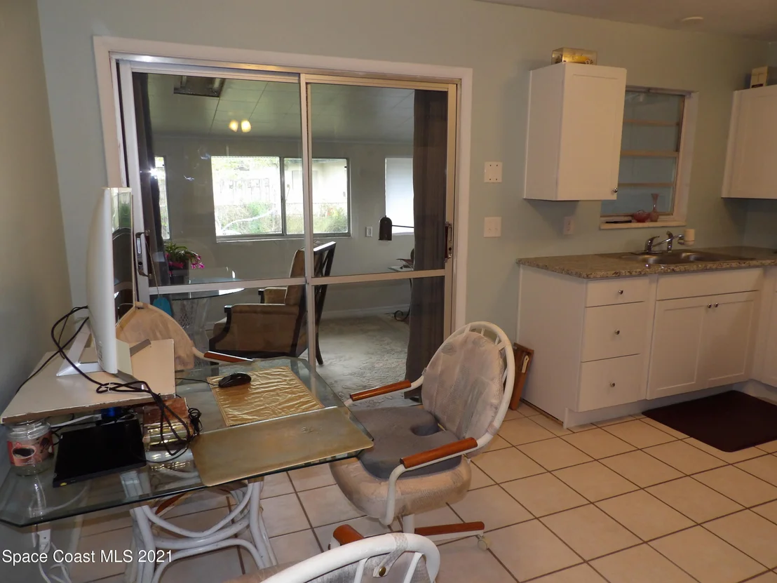 Photo of 797 Bianca Drive NE
