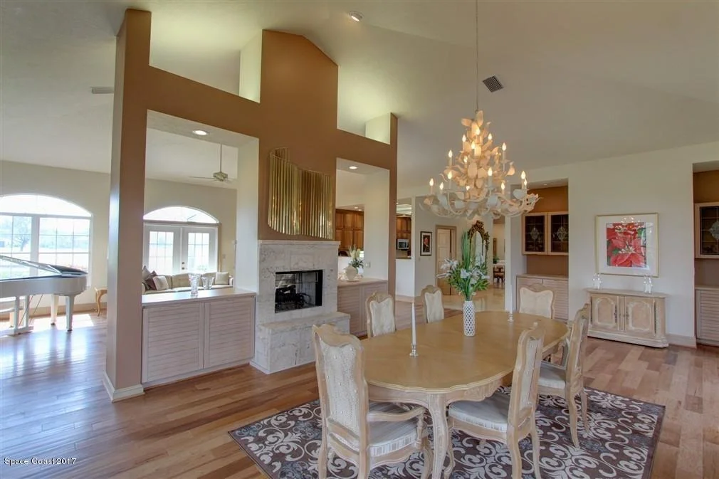 Photo of 490 Pine Needles Court