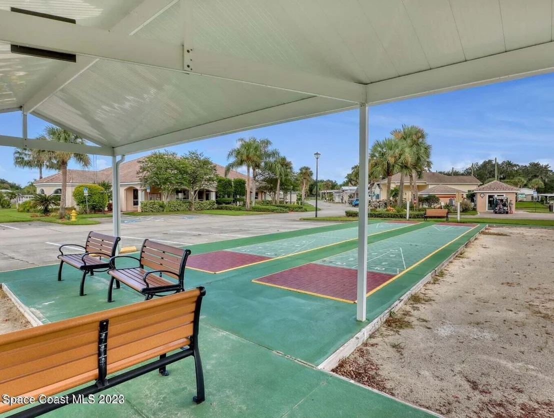 Photo of 3000 Frontier Drive