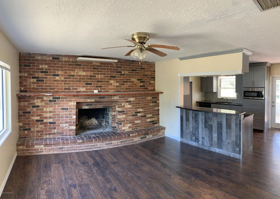 Photo of 370 Maple Place