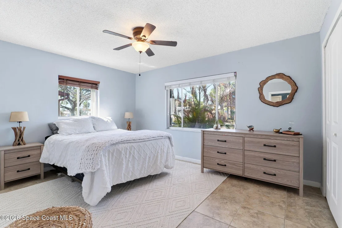 Photo of 705 Pelican Drive