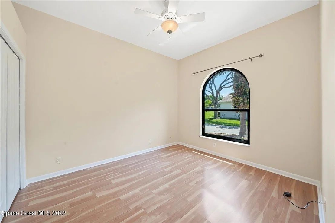 Photo of 4620 Canard Road