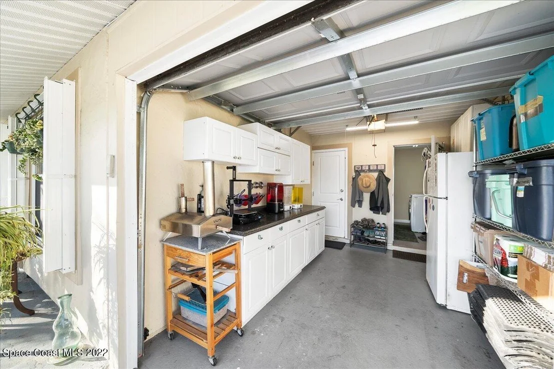 Photo of 1300 Cindy Circle NE