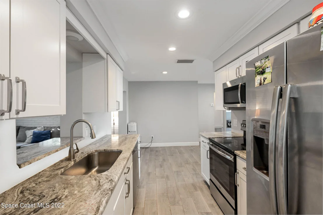 Photo of 1106 Basalona Drive