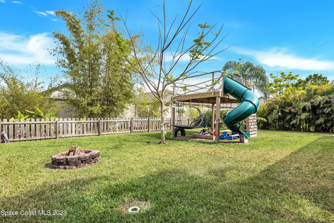 Photo of 3471 Brahman Avenue