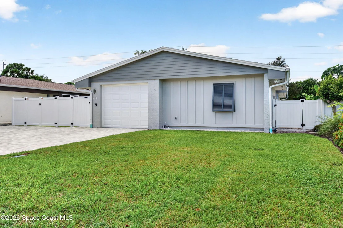 Photo of 414 Myrtlewood Road