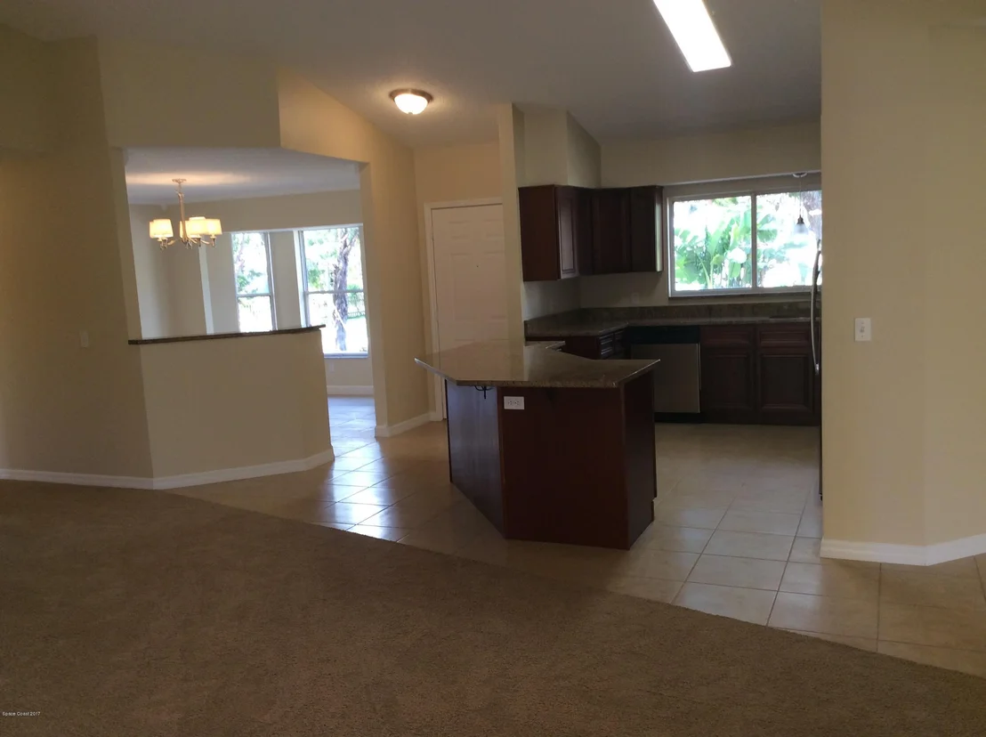 Photo of 6361 Hudson Road