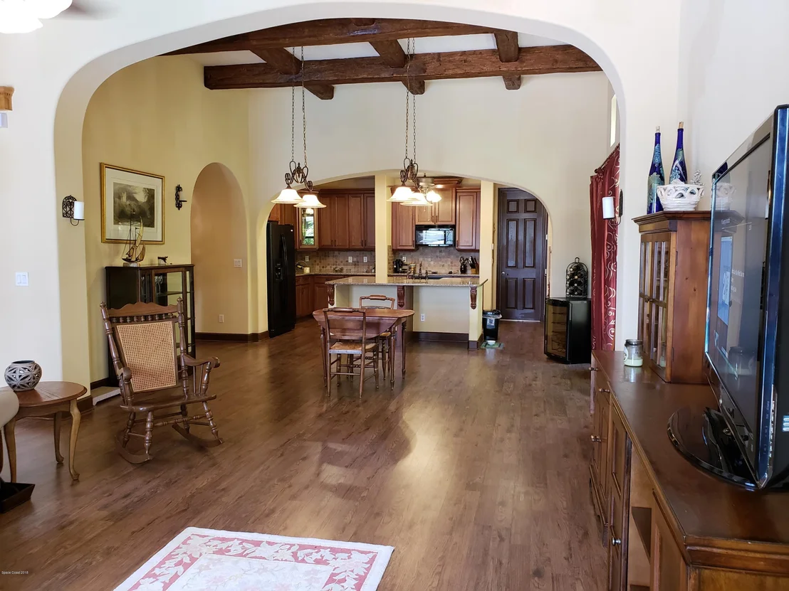 Photo of 405 Point Lobos Drive