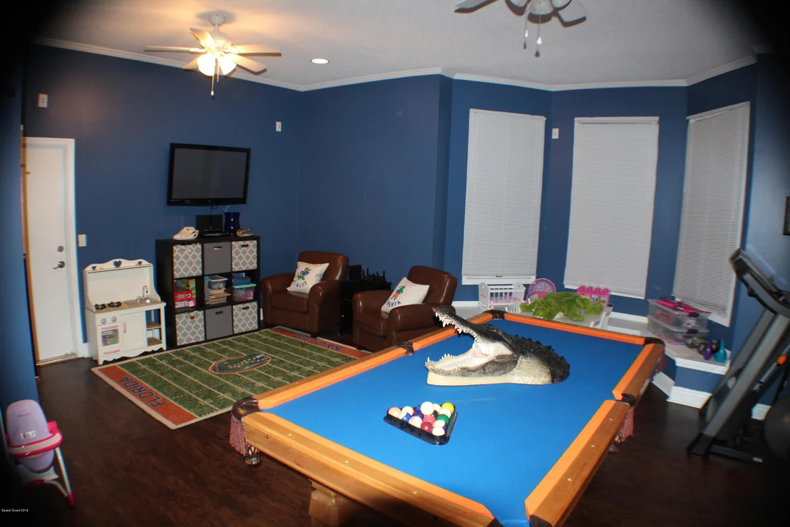 Photo of 8735 Sheridan Road