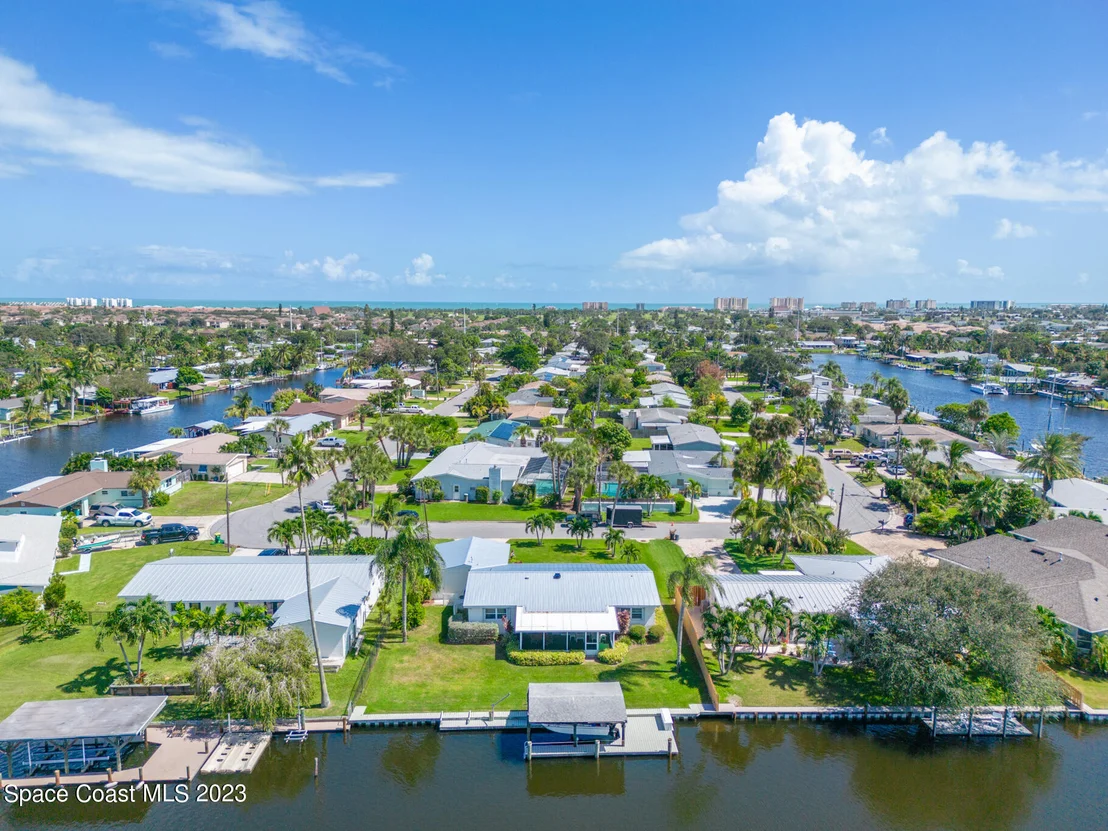 Photo of 209 River Road
