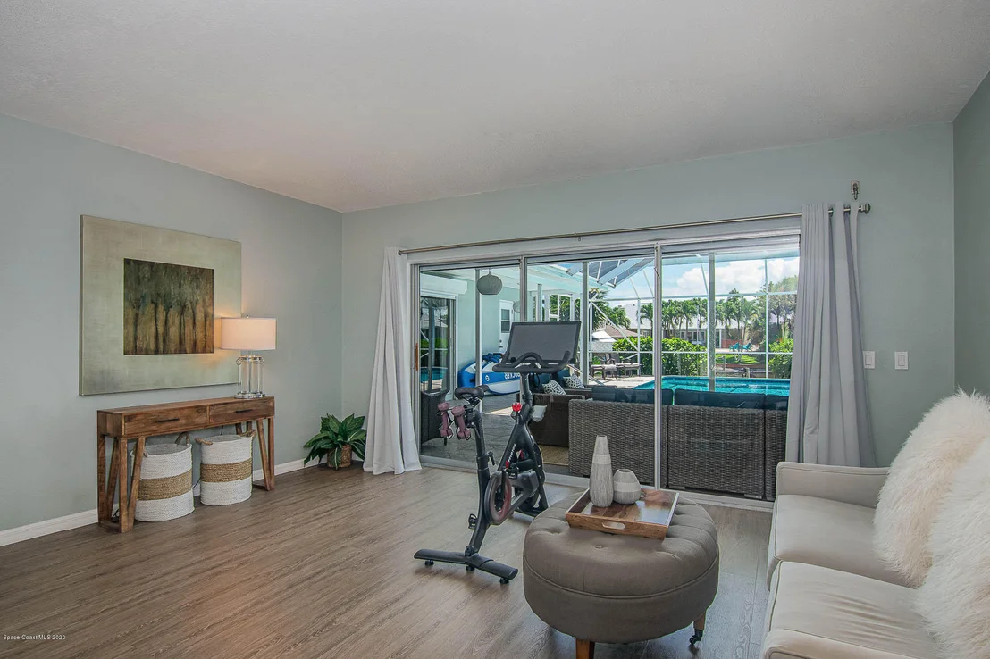 Photo of 485 Red Sail Way