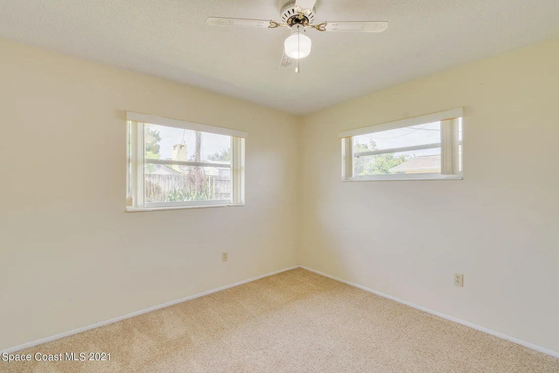Photo of 910 Jefferson Road