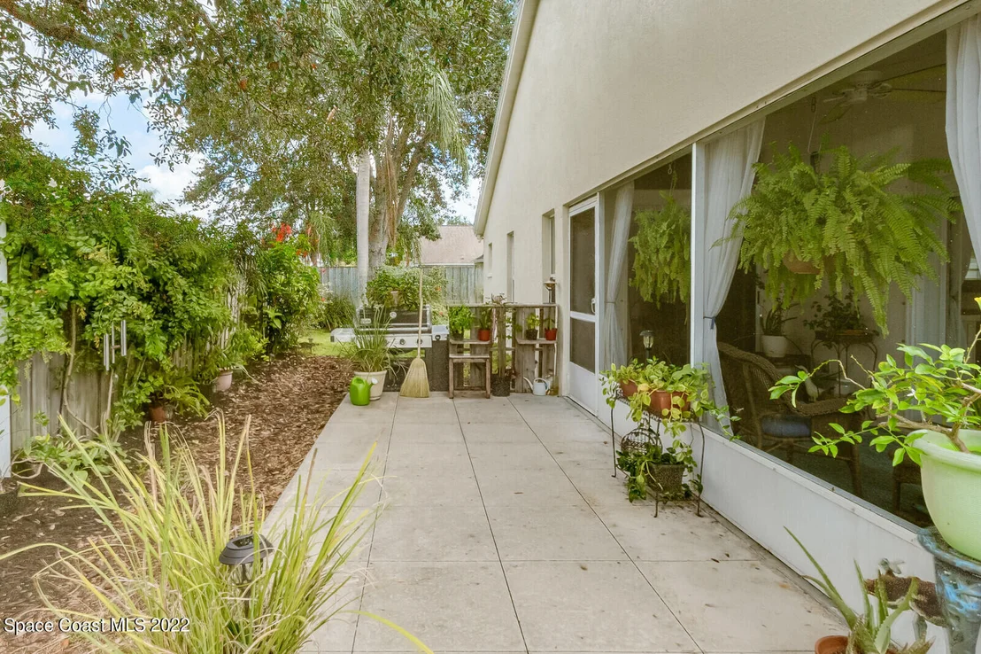 Photo of 2832 Saint Robert Drive