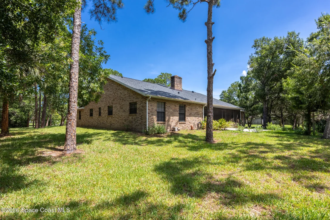 Photo of 3880 Ponderosa Road