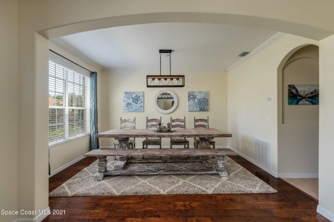 Photo of 6006 Newbury Circle