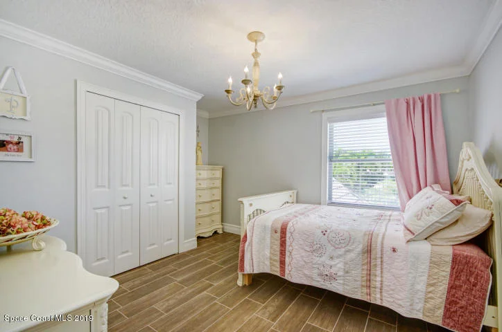Photo of 661 Nightingale Drive