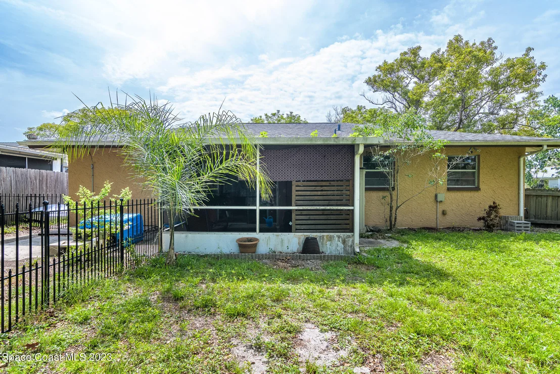 Photo of 746 Venus Drive
